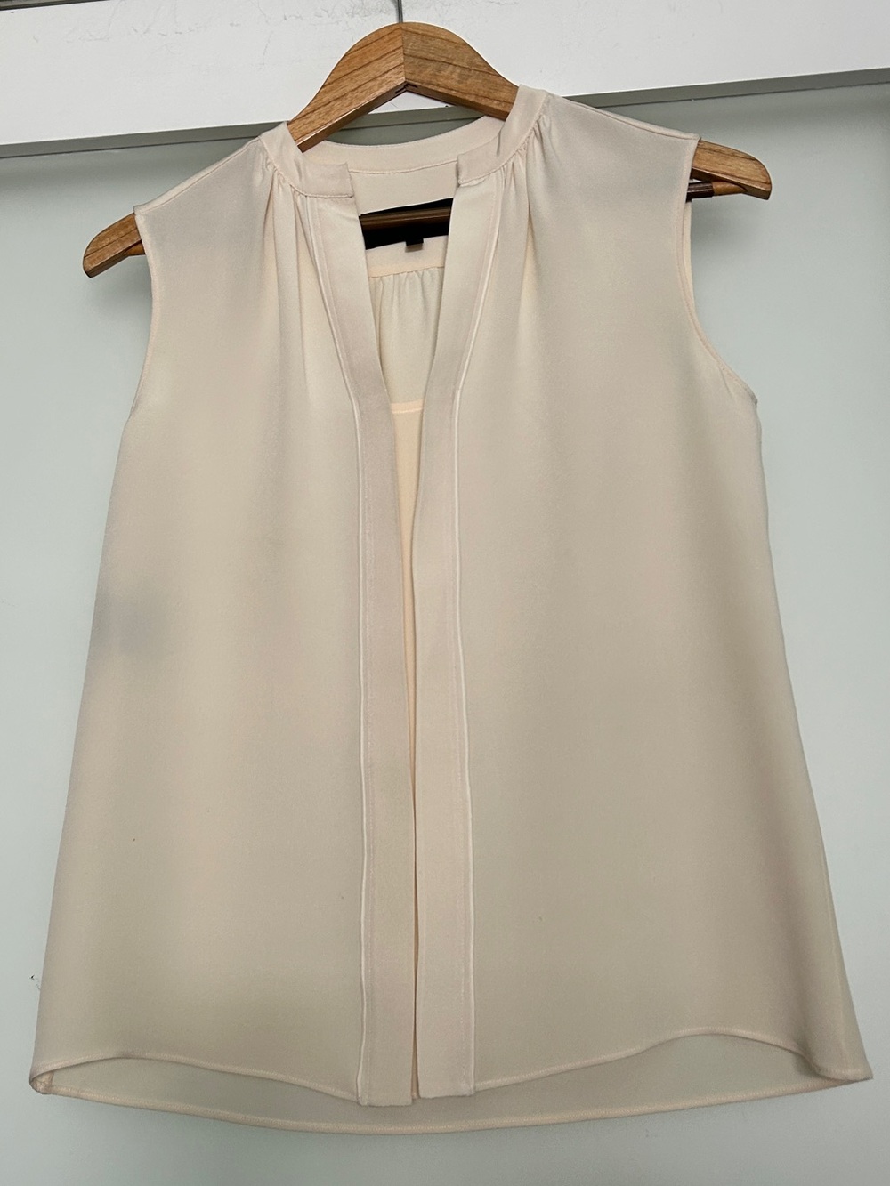 Derek Lam pleated sleeveless silk cream ivory blouse 2